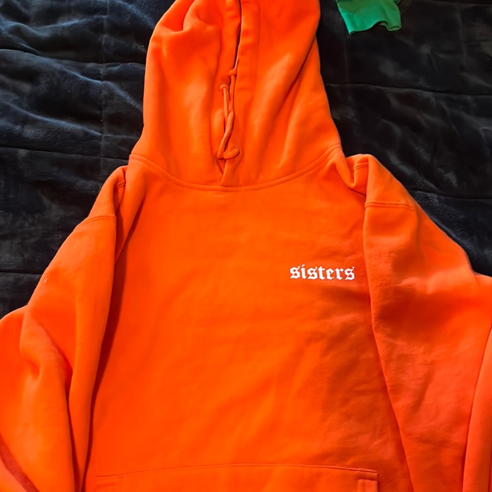 Sisters Apparel by Safety Pin